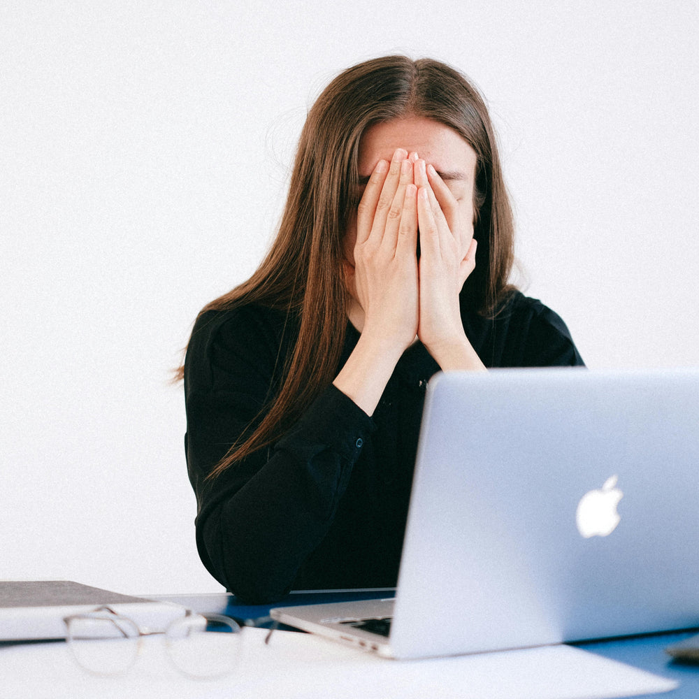 不安を抱えながら働くあなたへ｜仕事をしながら心を調律するストレス対処法と夜の過ごし方